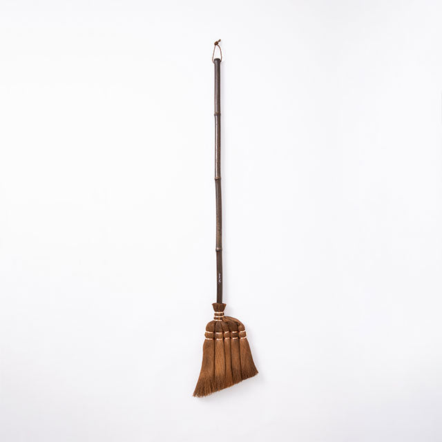 Broom Craft Japanese Palm Bark Broom - 5-Ball Middle