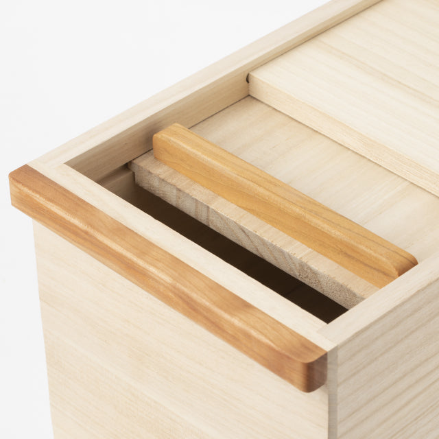 Kamoshika Paulownia Rice Storage Container - 10kg