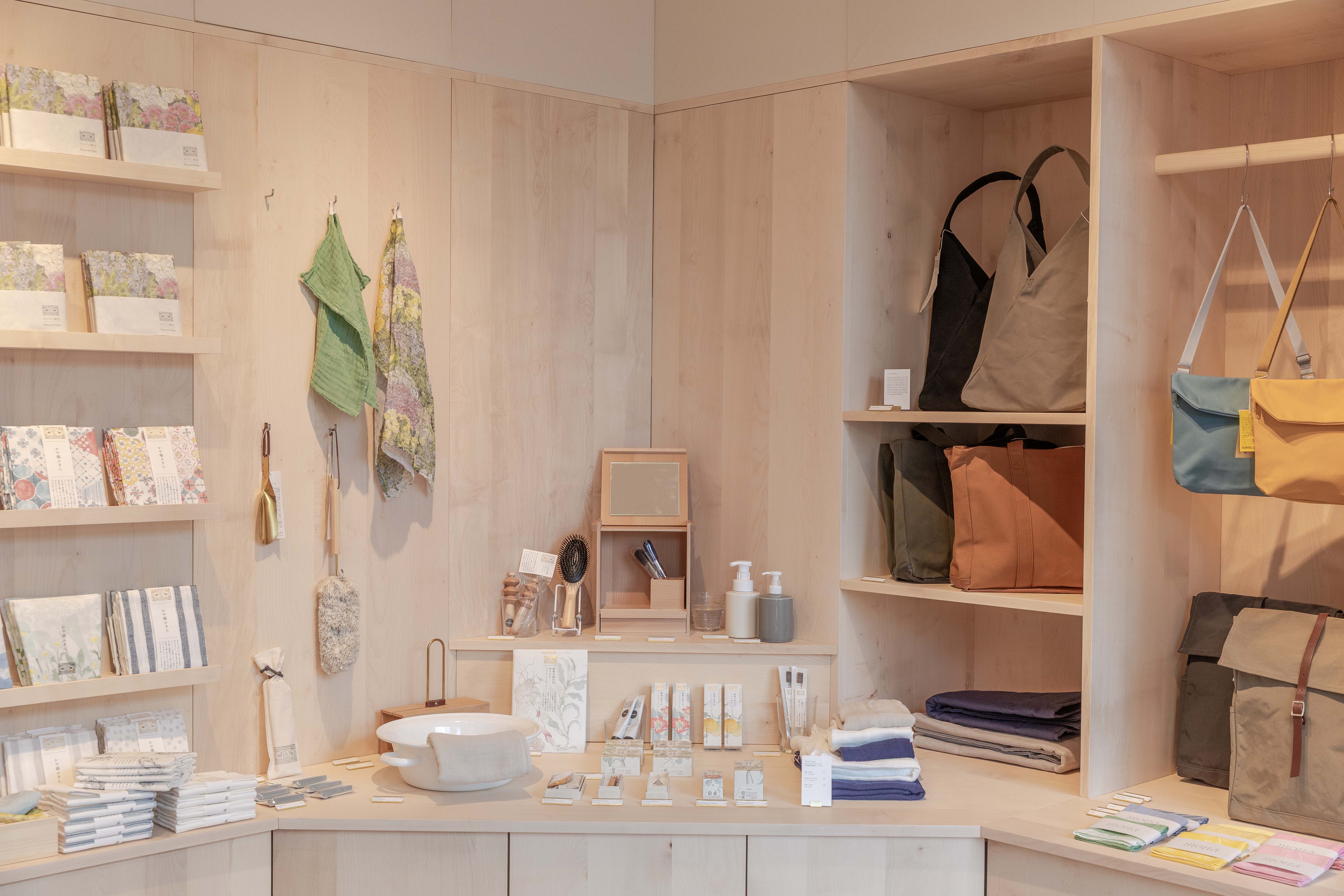 Nakagawa | Japanese Crafts Since 1716 | Ceramics | Home Essentials